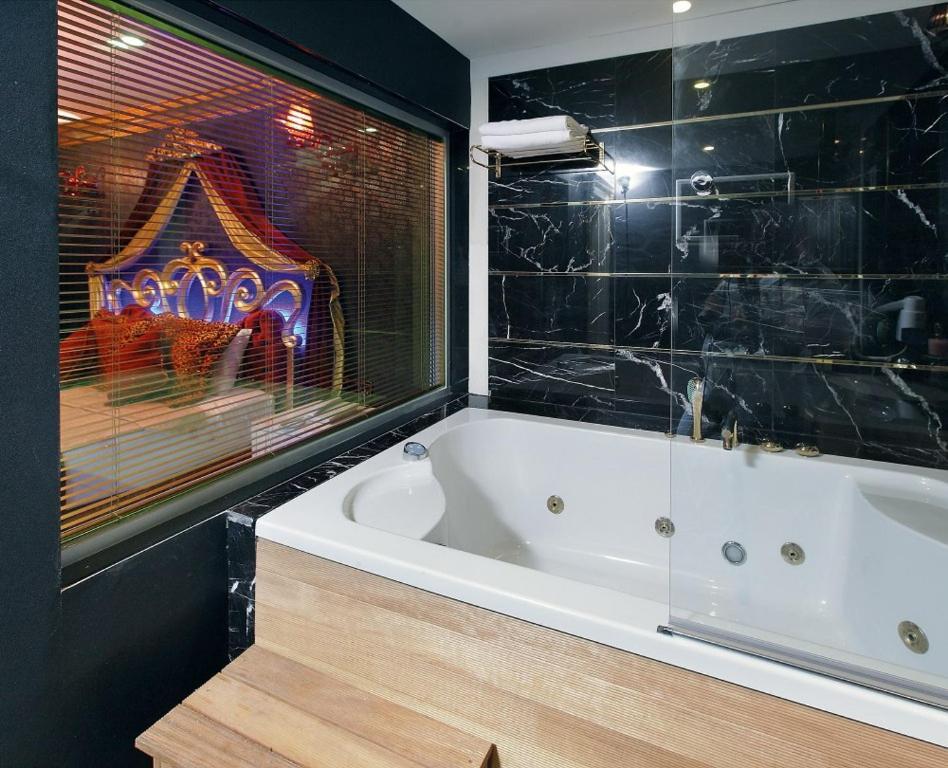 Camelot Boutique Hotel Акьярлар Экстерьер фото